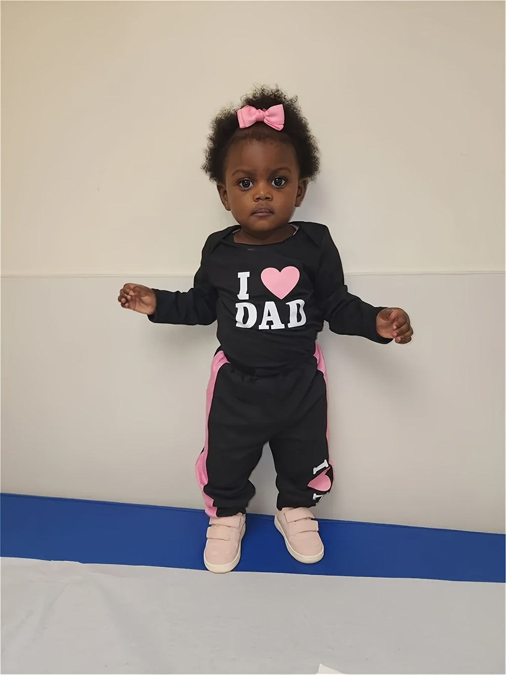 Baby Girl Bodysuit and Pants Set, I Love Mom and Dad Prints with Pink Side Stripes for Everyday Dressing