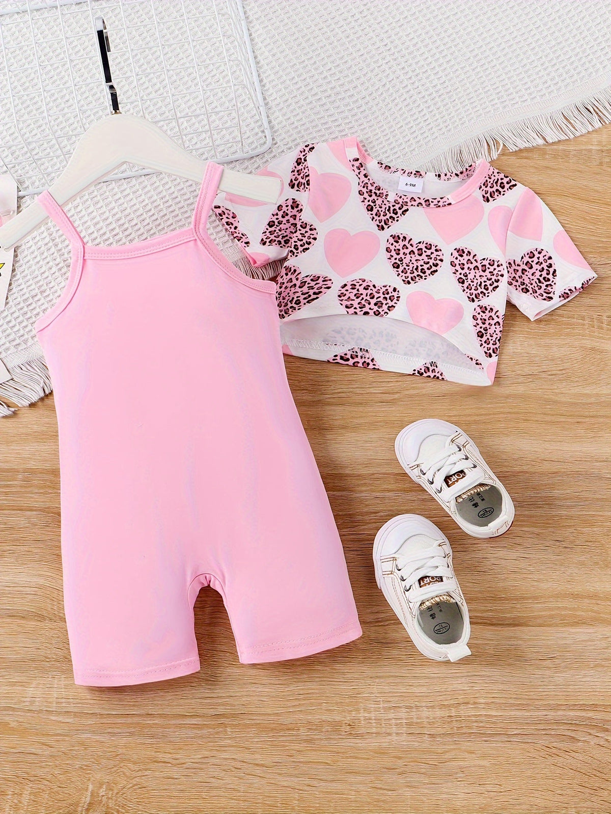 Baby Girl Heart Print Top and Pink Romper Set with Short Sleeves and Slim Straps for Summer Outfits